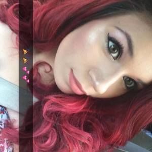 Meet your Posher, Ines